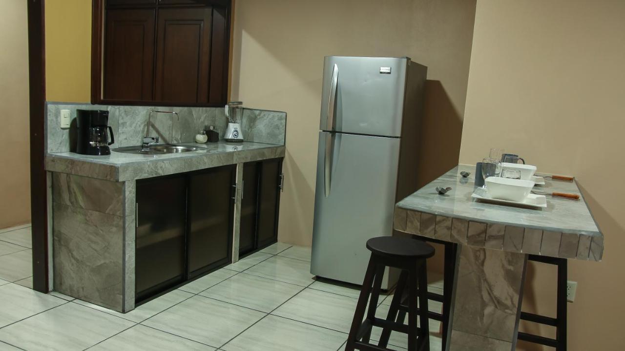 Arenal Red Apartment La Fortuna ภายนอก รูปภาพ